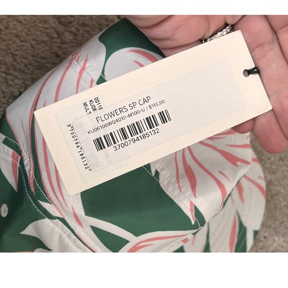 Maison Kitsuné Embroidered Flower 5 Panel Cap Green/White/Pink One Size NWT - Picture 7 of 11